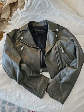 Rare Reformation Olive Calfskin Cropped Leather Moto Jacket xs